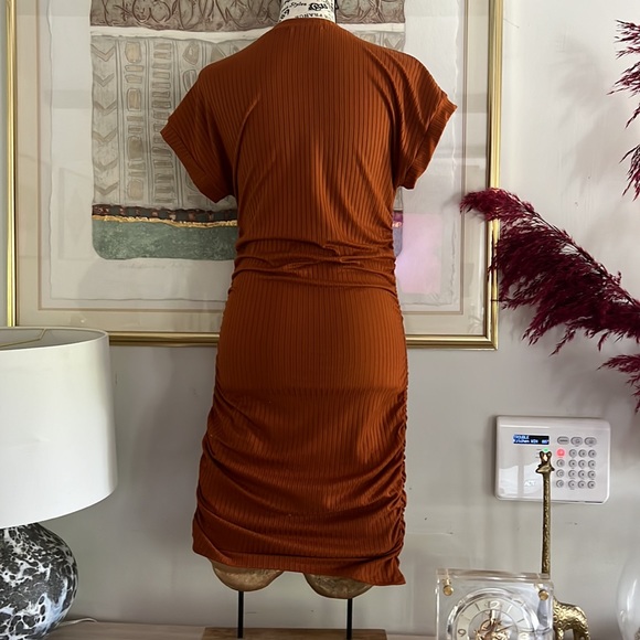 Rustic ruched fall color dress - Picture 3 of 3